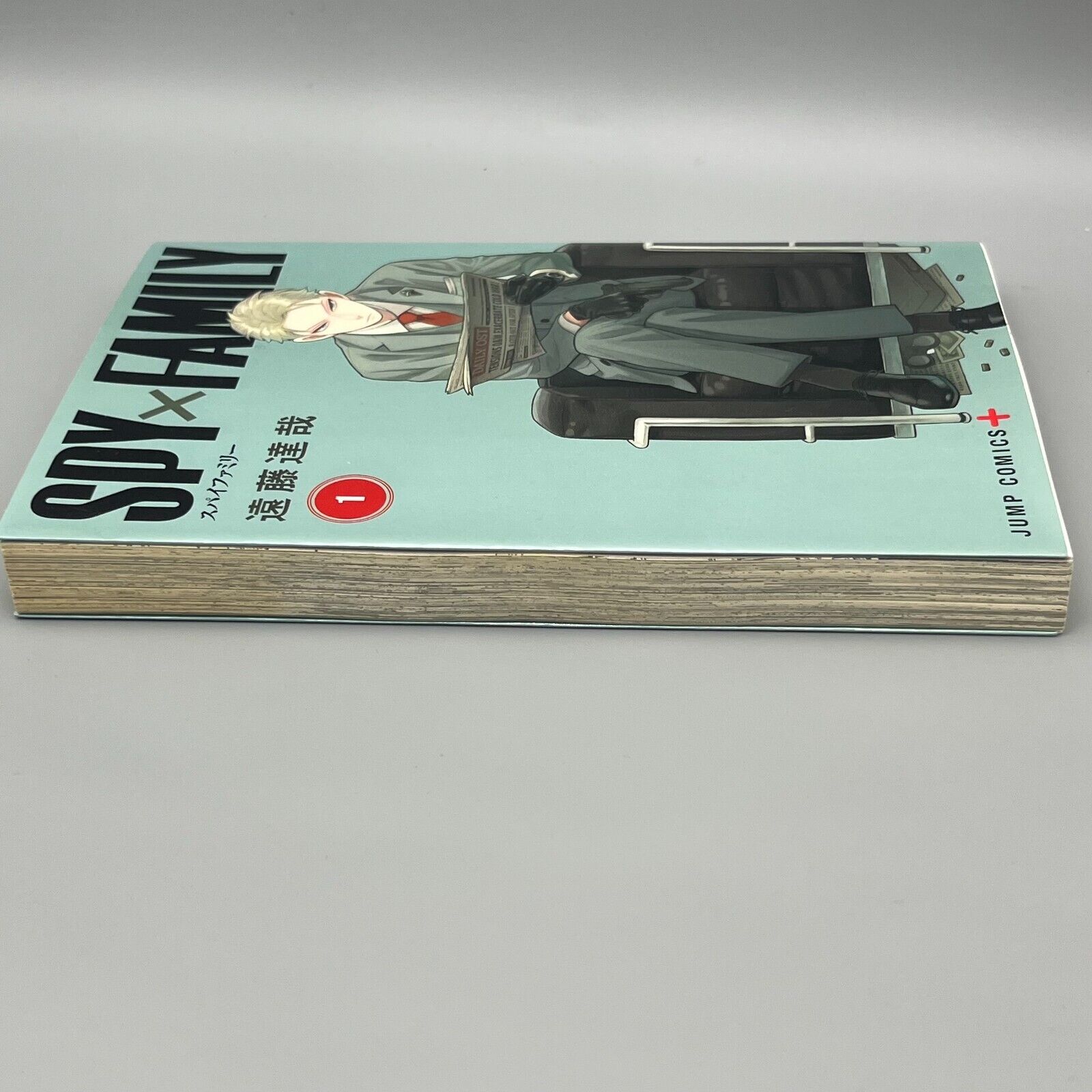 SPY × FAMILY Japanese Comic Volume 1 First Edition First Printing Manga 2019